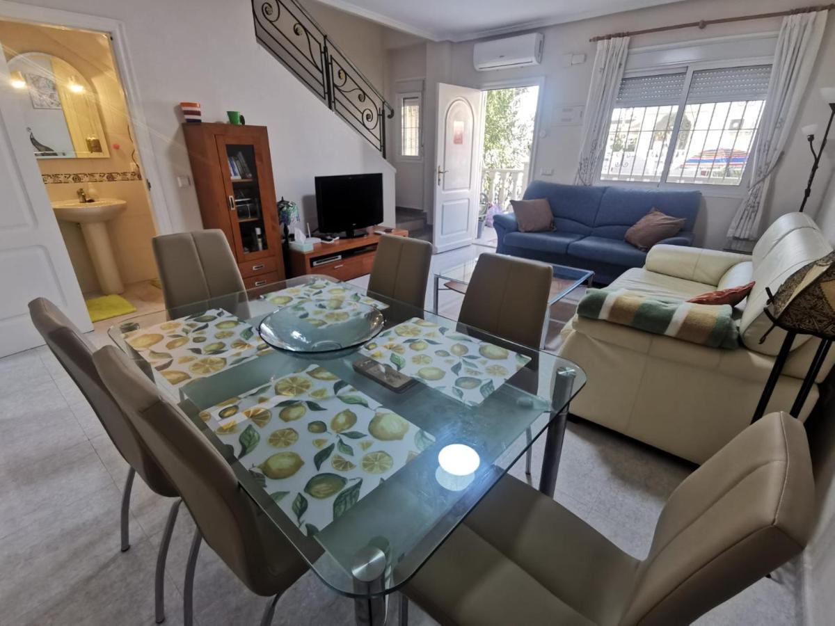 Casa Malibu Villa กิวดาด เกซาดา ภายนอก รูปภาพ
